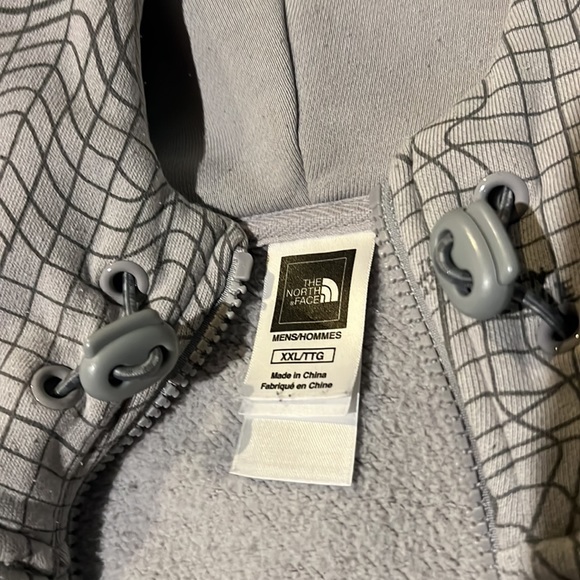 TNF Full Zip Hooded Sweatshirt w/pockets, Thumb slot, and double-lined hood - Picture 3 of 7